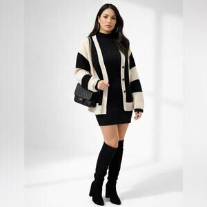 🖤🤍Black & Cream Striped Chunky Knit Cardigan Sweater